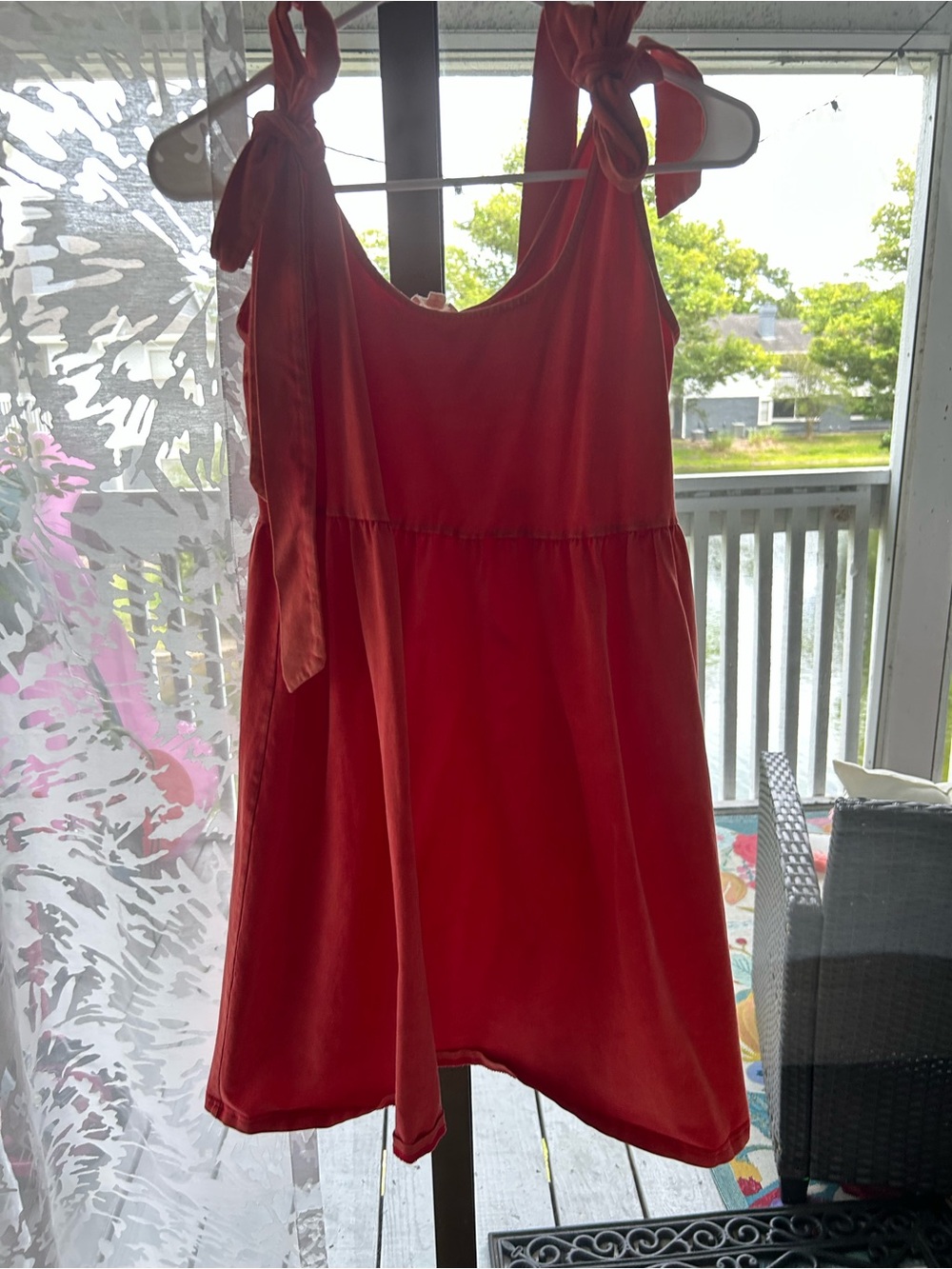 Hem & Thread Red Casual Tank Top